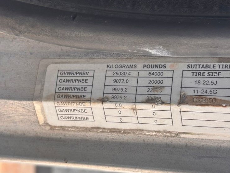 2000-peterbilt-357-image-95