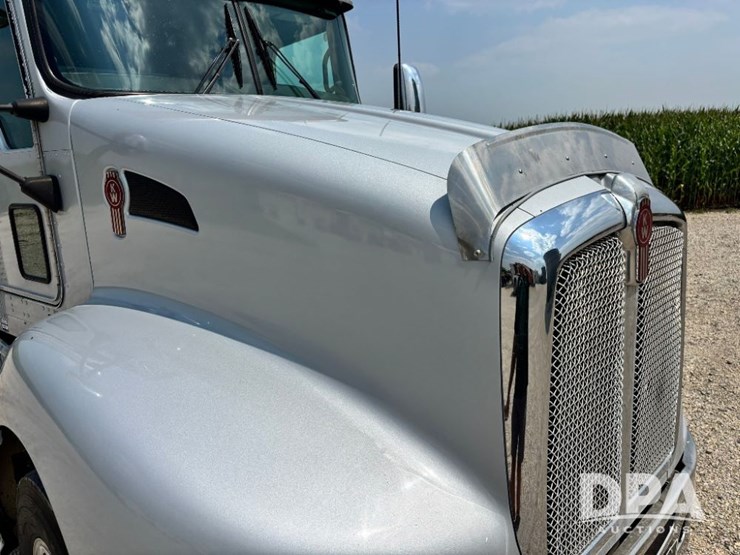 2014-kenworth-t660-image-65