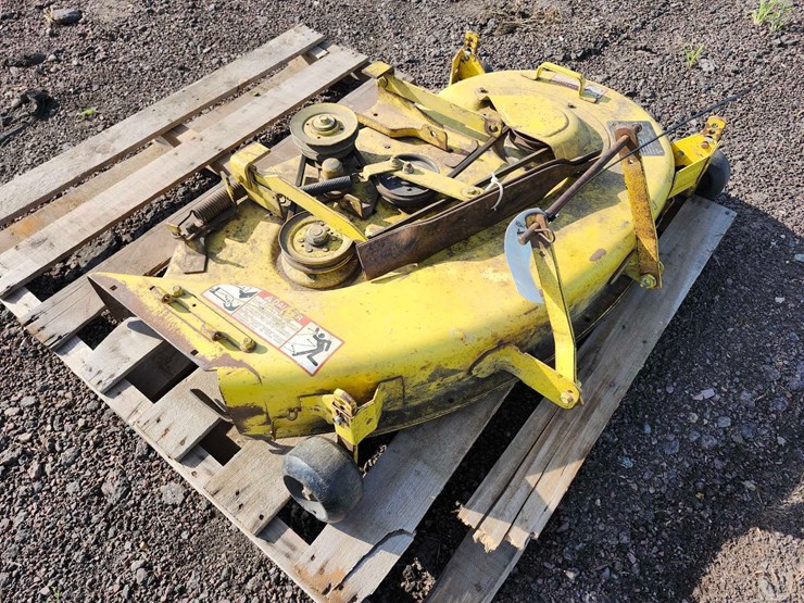 john-deere-130-image-3