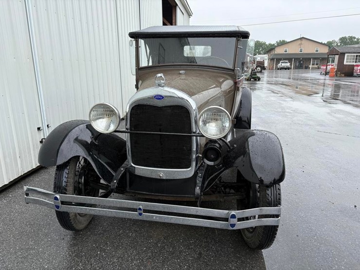 1929-ford-car-w/title-image-4