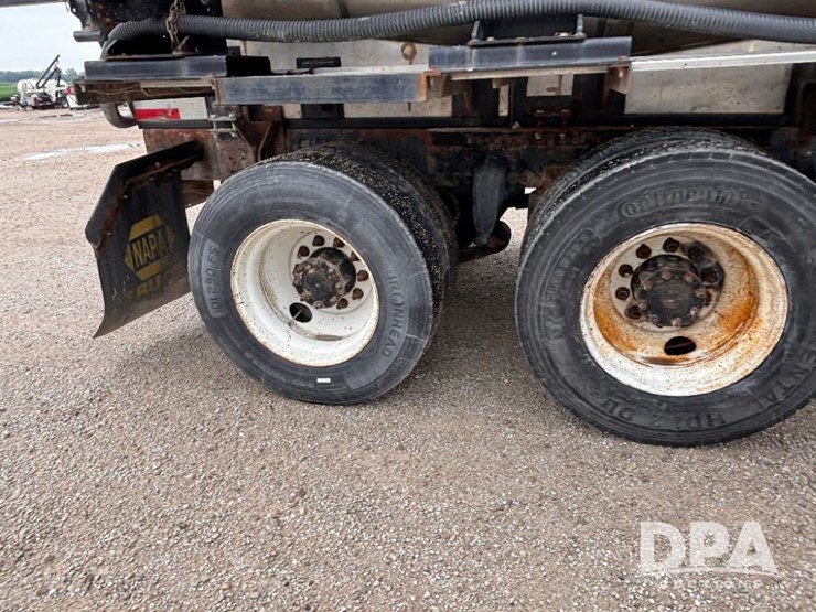 2006-freightliner-columbia-truck-(gp11007,-unit-345)-image-10