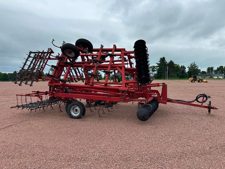 case-ih-4200-image-4
