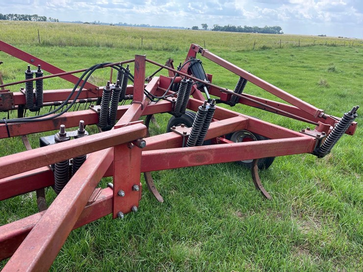 case-ih-5600-image-9