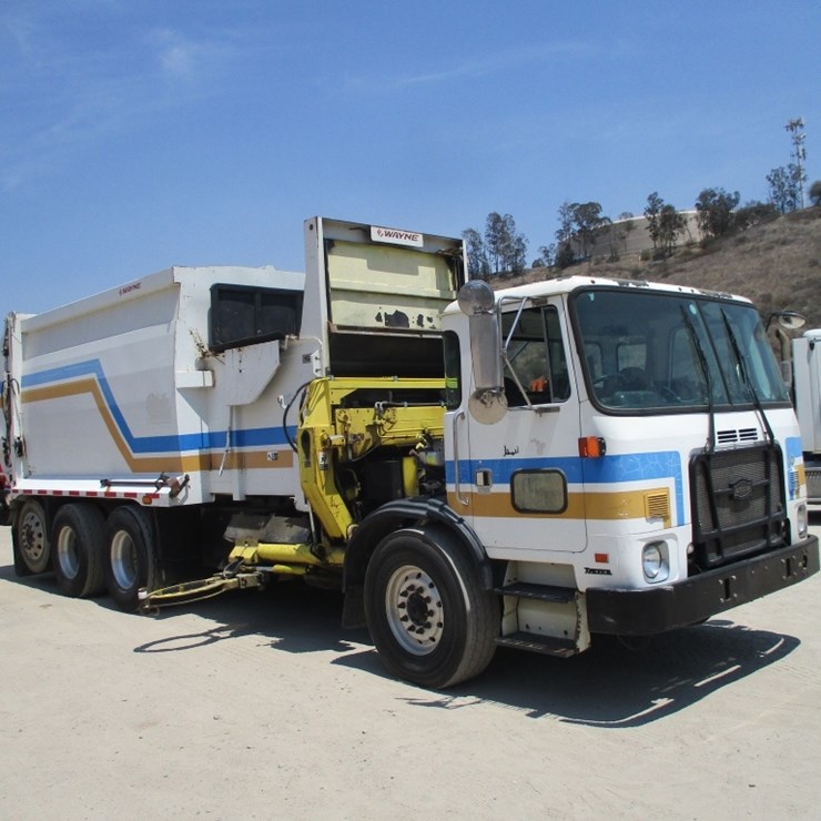 2013 AUTOCAR XPEDITOR
