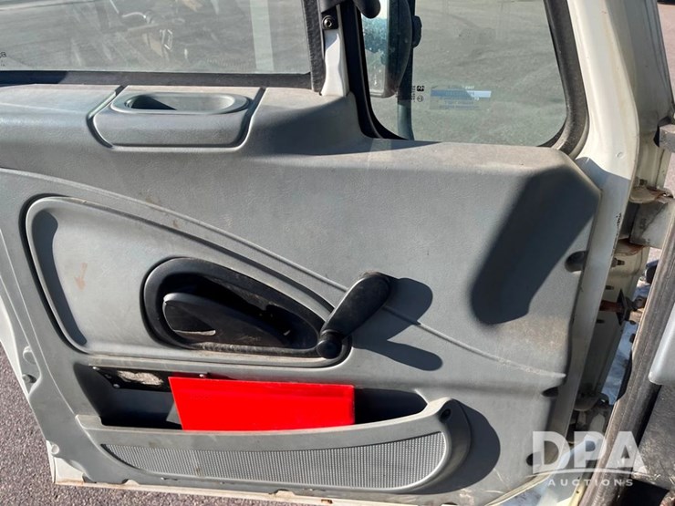 2007-international-durastar-4300-image-72