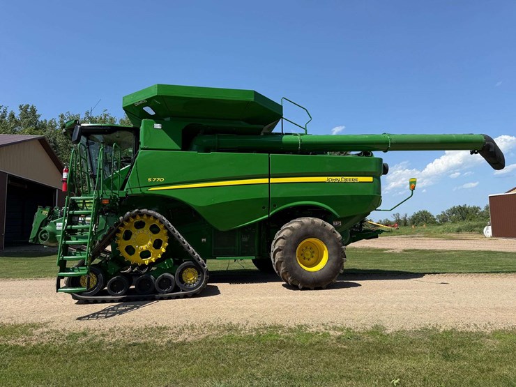2021-john-deere-s770-image-3