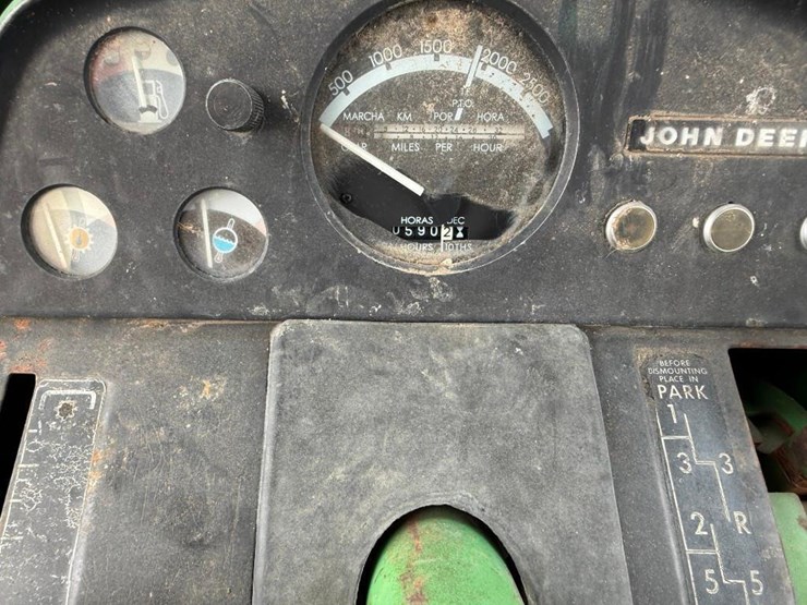john-deere-4520-image-13