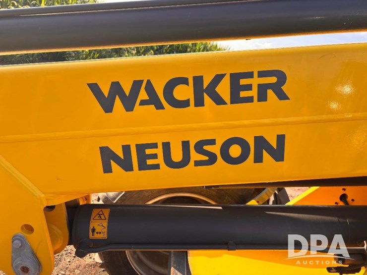 2017-wacker-neuson-wl60t-image-19