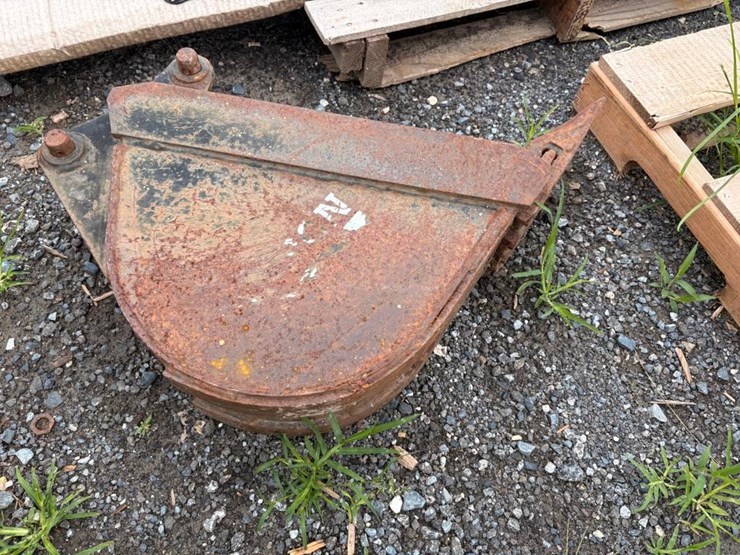 12in-excavator-bucket-image-2