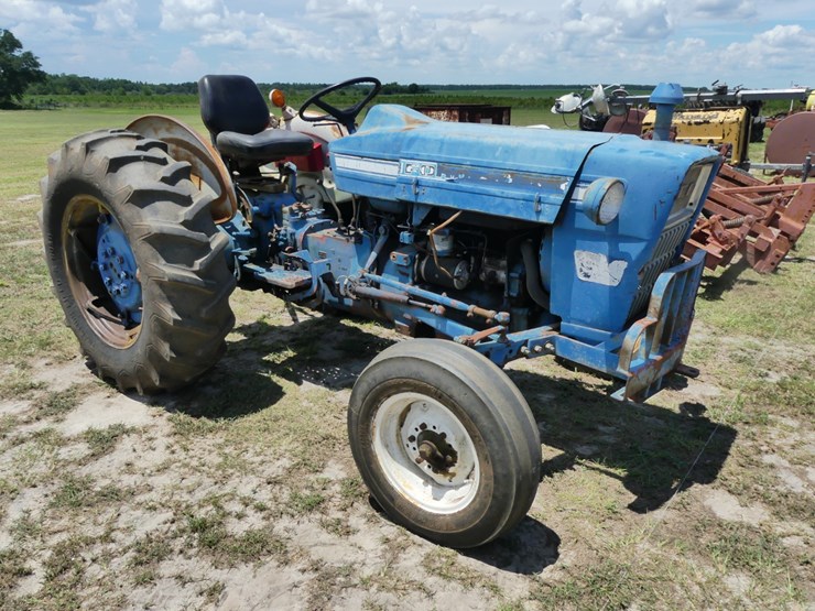 ford-4000-image-1