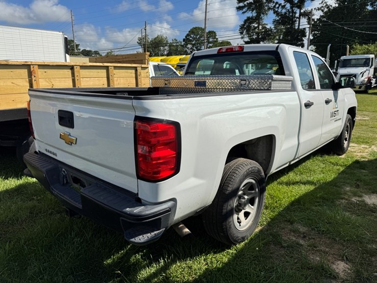 2015-chevrolet-silverado-1500-image-3