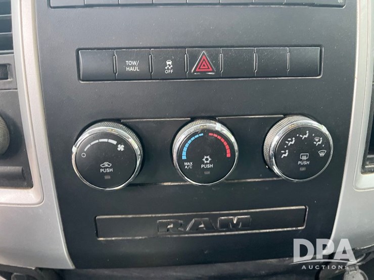 2012-dodge-ram-1500-image-57