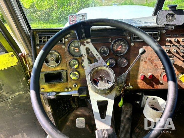 1987-peterbilt-377-image-77