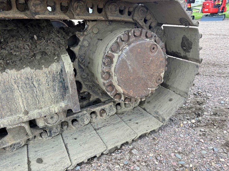 caterpillar-322cl-image-50