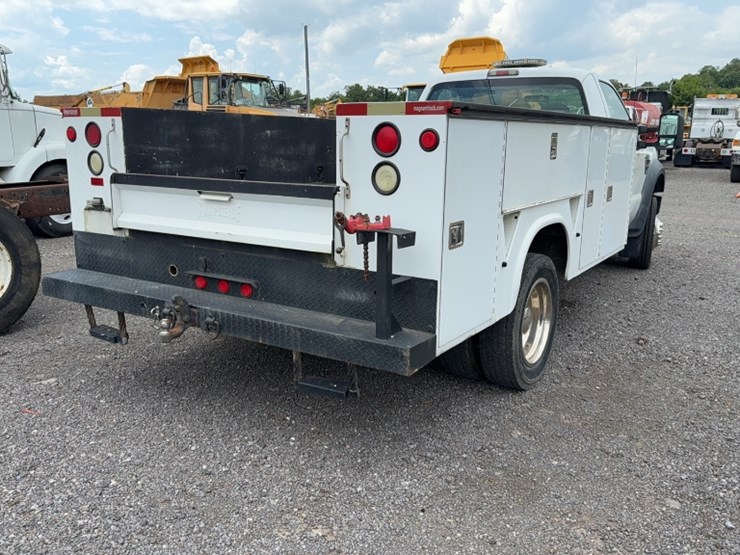 2010-ford-f450-image-8