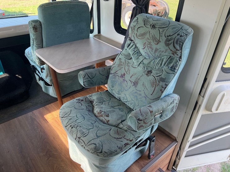 1995-fleetwood-bounder-s/a-motorhome-image-28