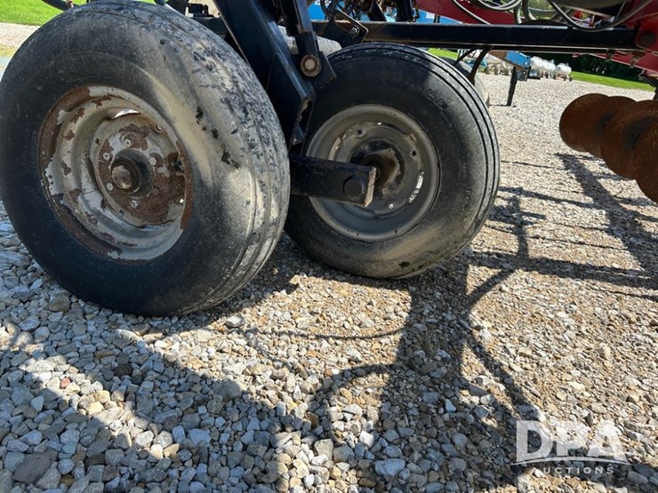 case-ih-5300-image-15