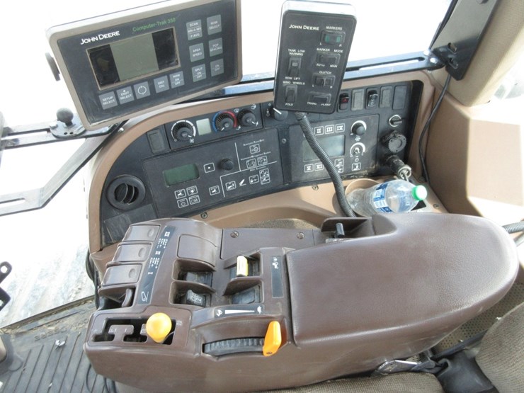 john-deere-8430-image-2