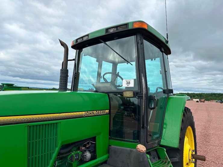 1996-john-deere-7400-image-18