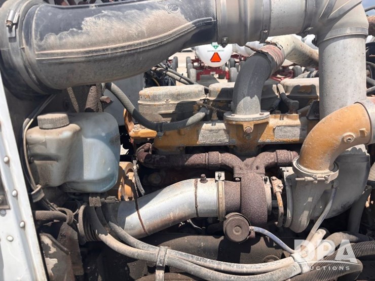 2000-peterbilt-357-image-65