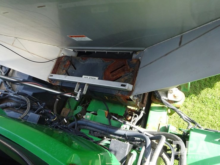 2019-john-deere-r4045-image-71