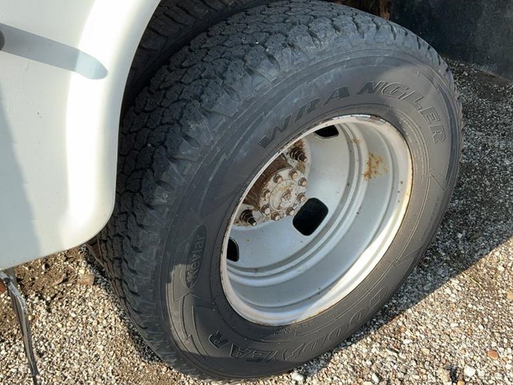 2006-ford-f350-image-28