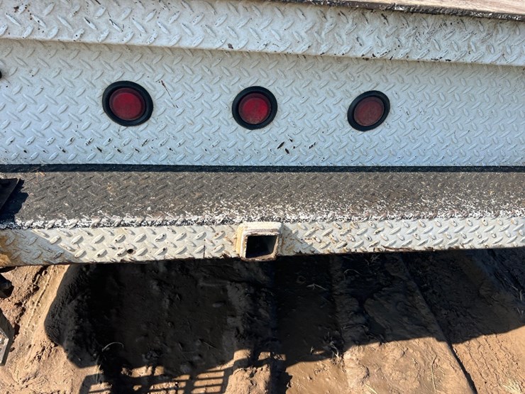 2006-ford-f750-xlt-image-18