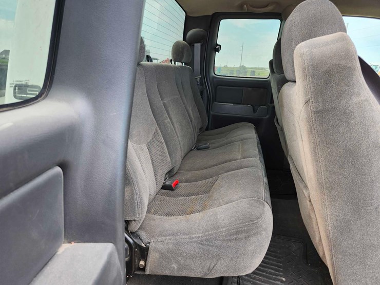 chevrolet-2500-image-18