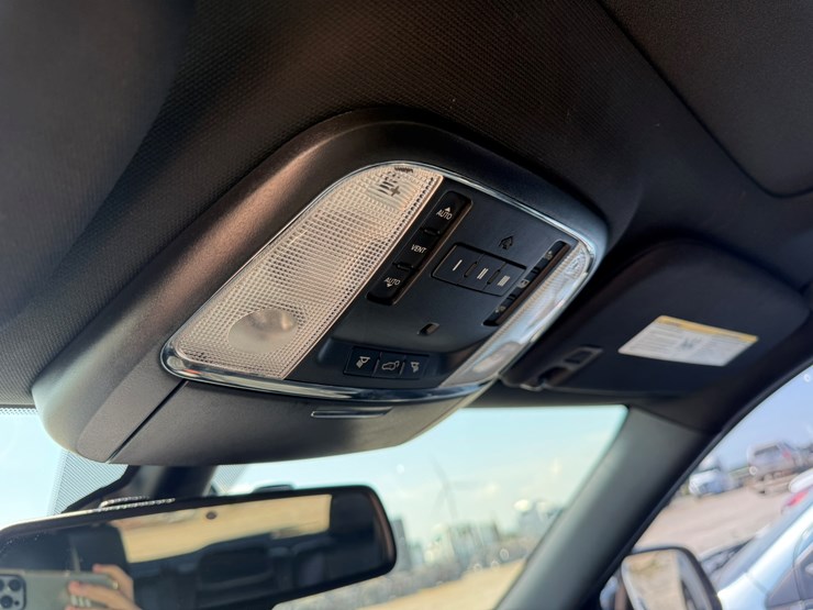 2015-jeep-grand-cherokee-image-25