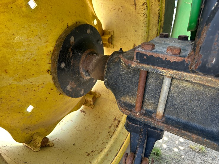 2005-john-deere-5205-image-12