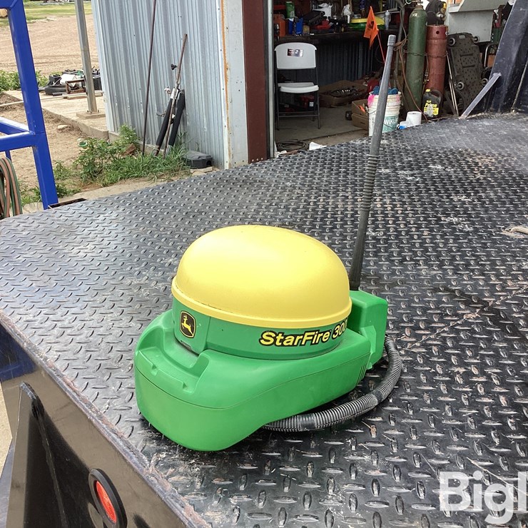 JOHN DEERE STARFIRE 3000