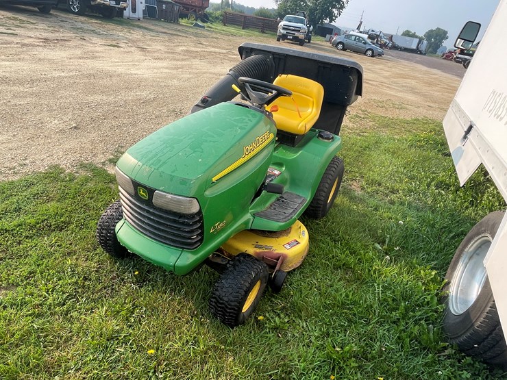 john-deere-lt150-image-1