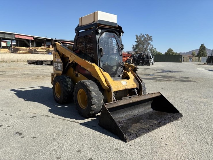 2015-caterpillar-272d-xhp-image-2