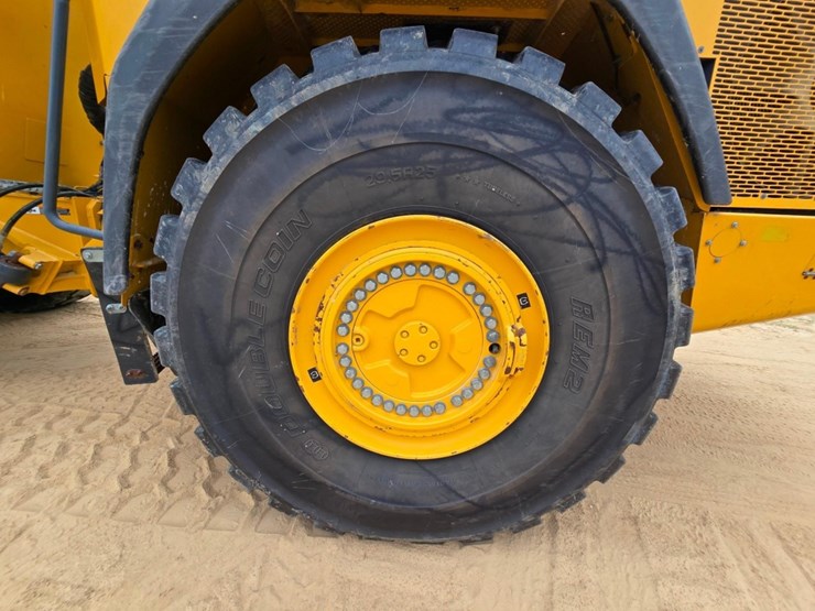 2018-deere-460e-image-69