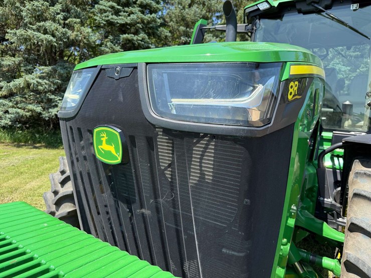 2021-john-deere-8r-340-image-27