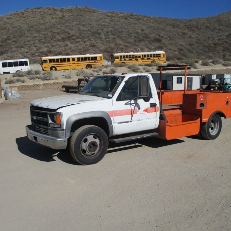2002 CHEVROLET 3500HD