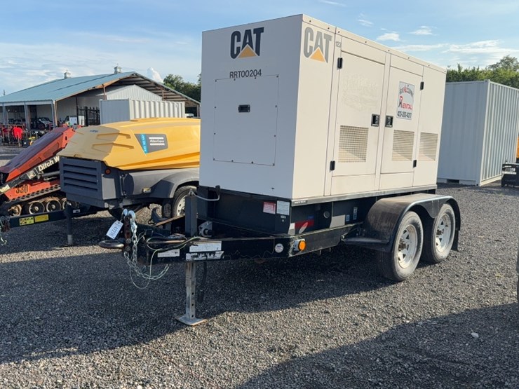 #2093-•-2005-123-30kw-towable-generator-image-1