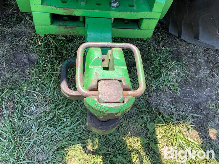 2005-john-deere-8520-image-12