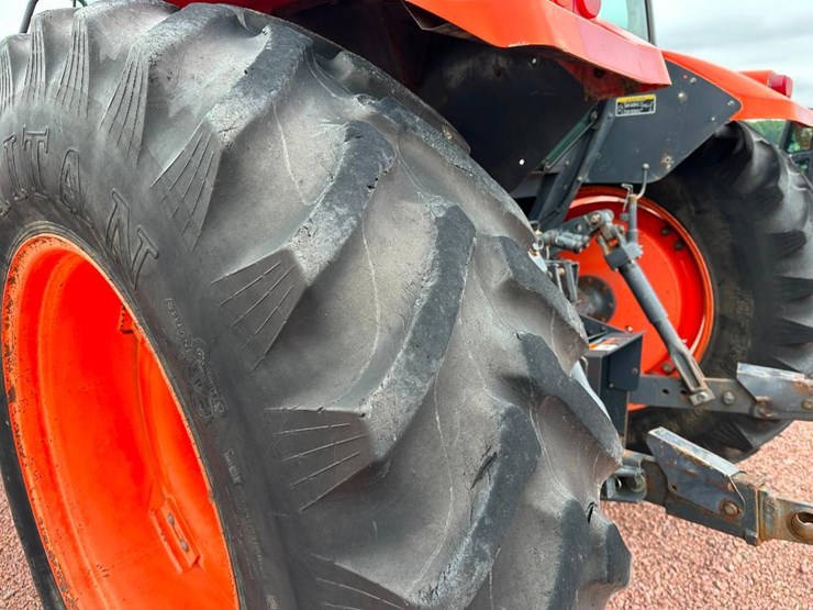 2013-kubota-m126x-image-7
