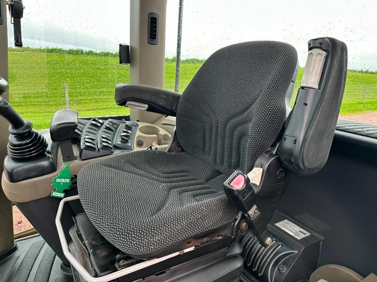 2007-case-721e-xt-image-50