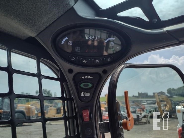 2023-bobcat-t770-image-7