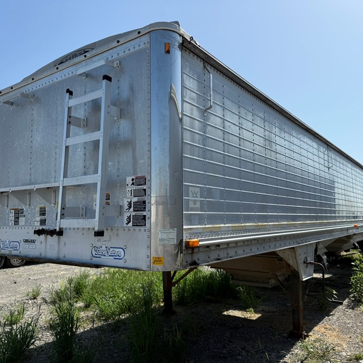 2000 WILSON HOPPER BOTTOM