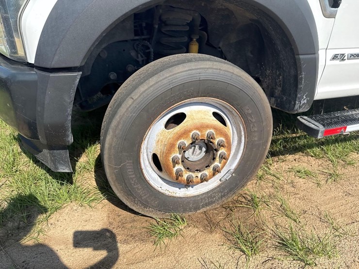 2019-ford-f550-xl-image-10