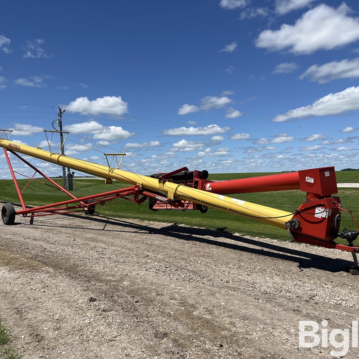 Westfield MK 130-71 Plus Swing Hopper Auger