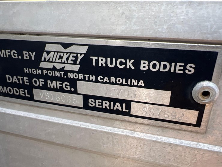 2012-ford-f650-image-31