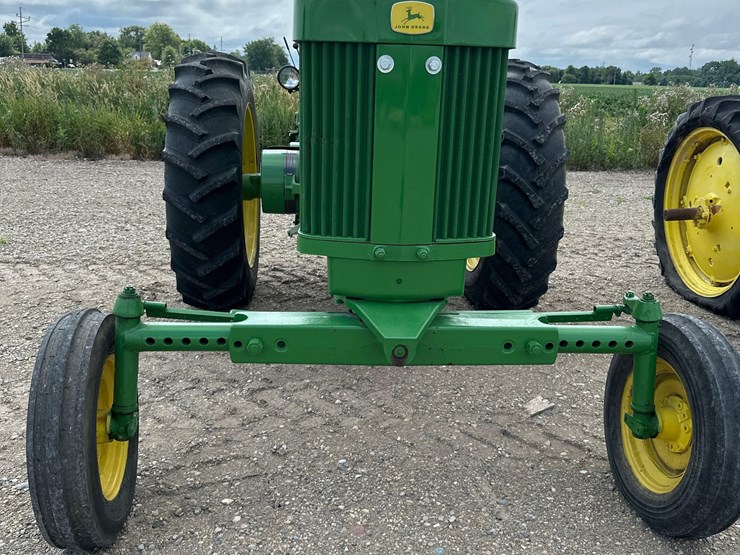 john-deere-720-image-2
