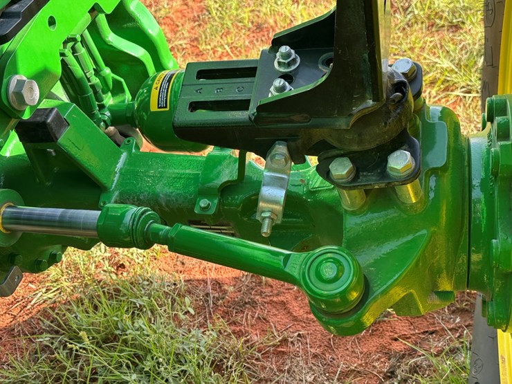 2024-john-deere-6140m-image-16