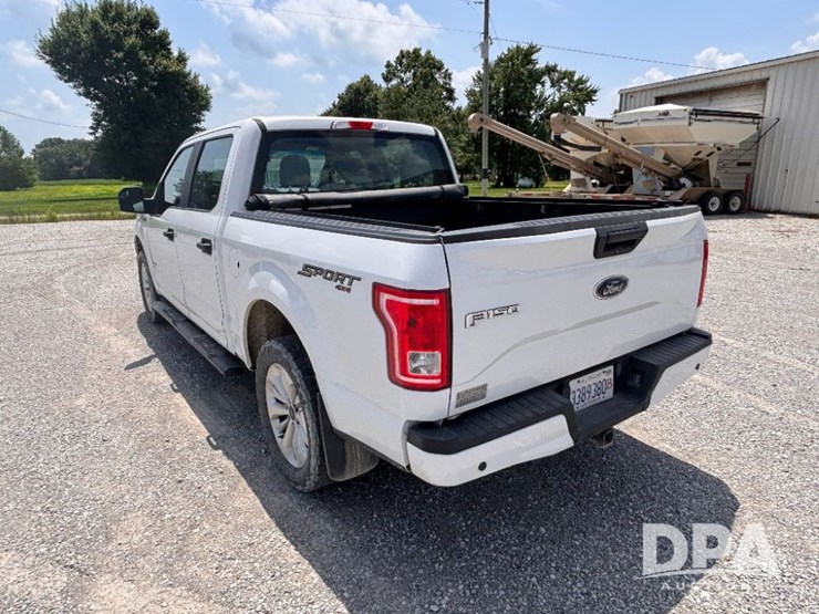 2016-ford-f150-xl-image-8