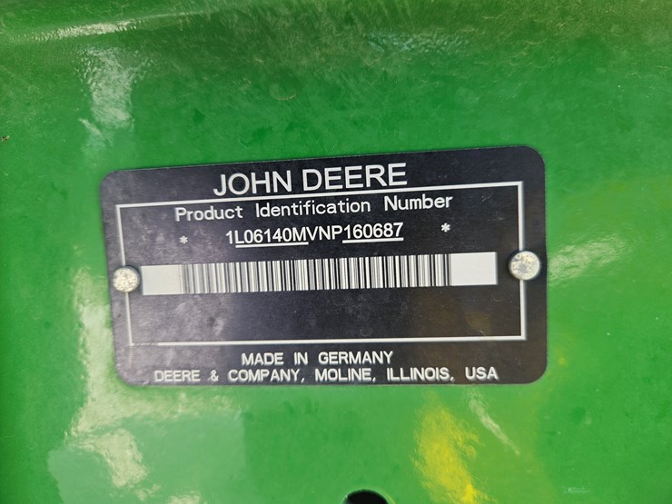 2022-john-deere-6140m-image-21