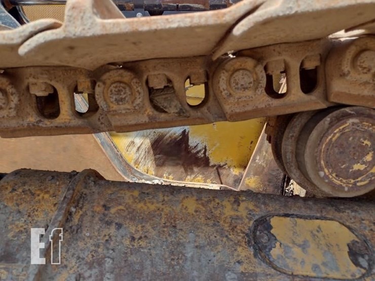 2019-deere-750k-lgp-image-28